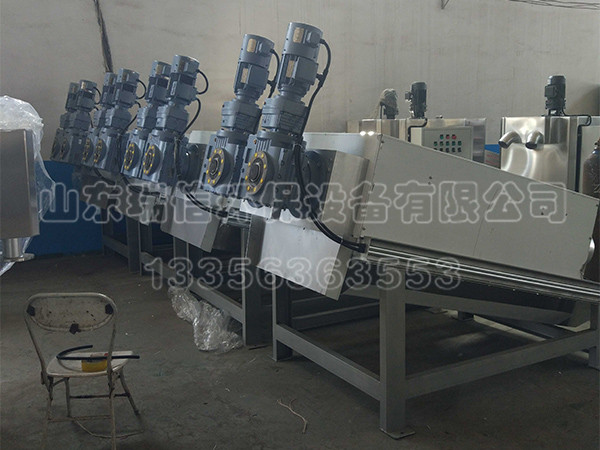 景區(qū)污水處理設備-一體化污水處理設備玻璃鋼凈化槽有哪些功能特點??？